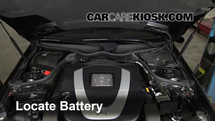 2006 Mercedes-Benz CLK350 3.5L V6 Convertible (2 Door) Battery Replace